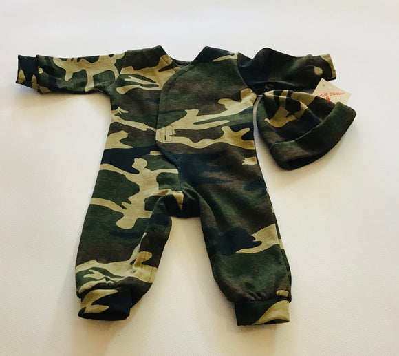 Preemie-Yums Camo Romper and Hat